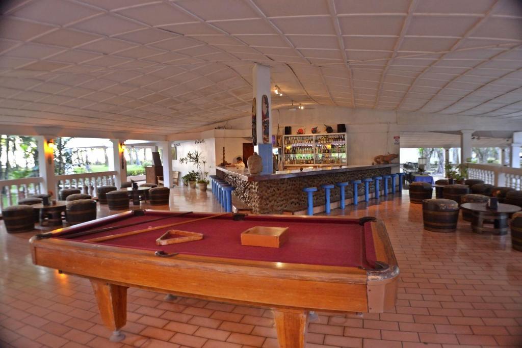 Hotel La Isla Parrita Extérieur photo