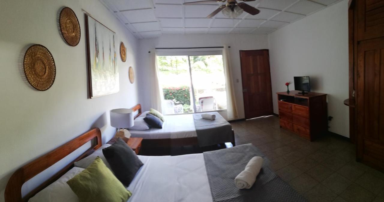Hotel La Isla Parrita Extérieur photo