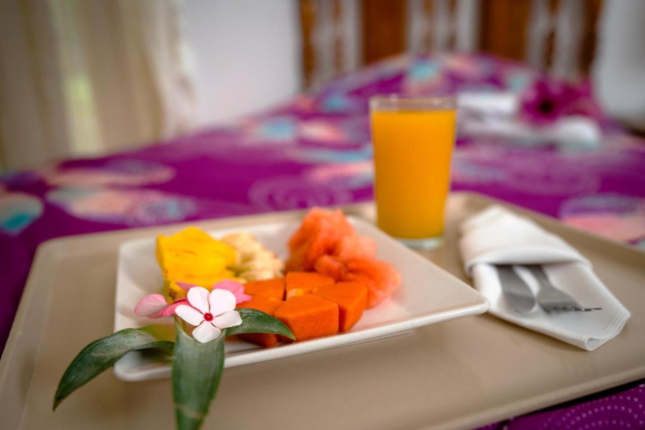 Hotel La Isla Parrita Extérieur photo