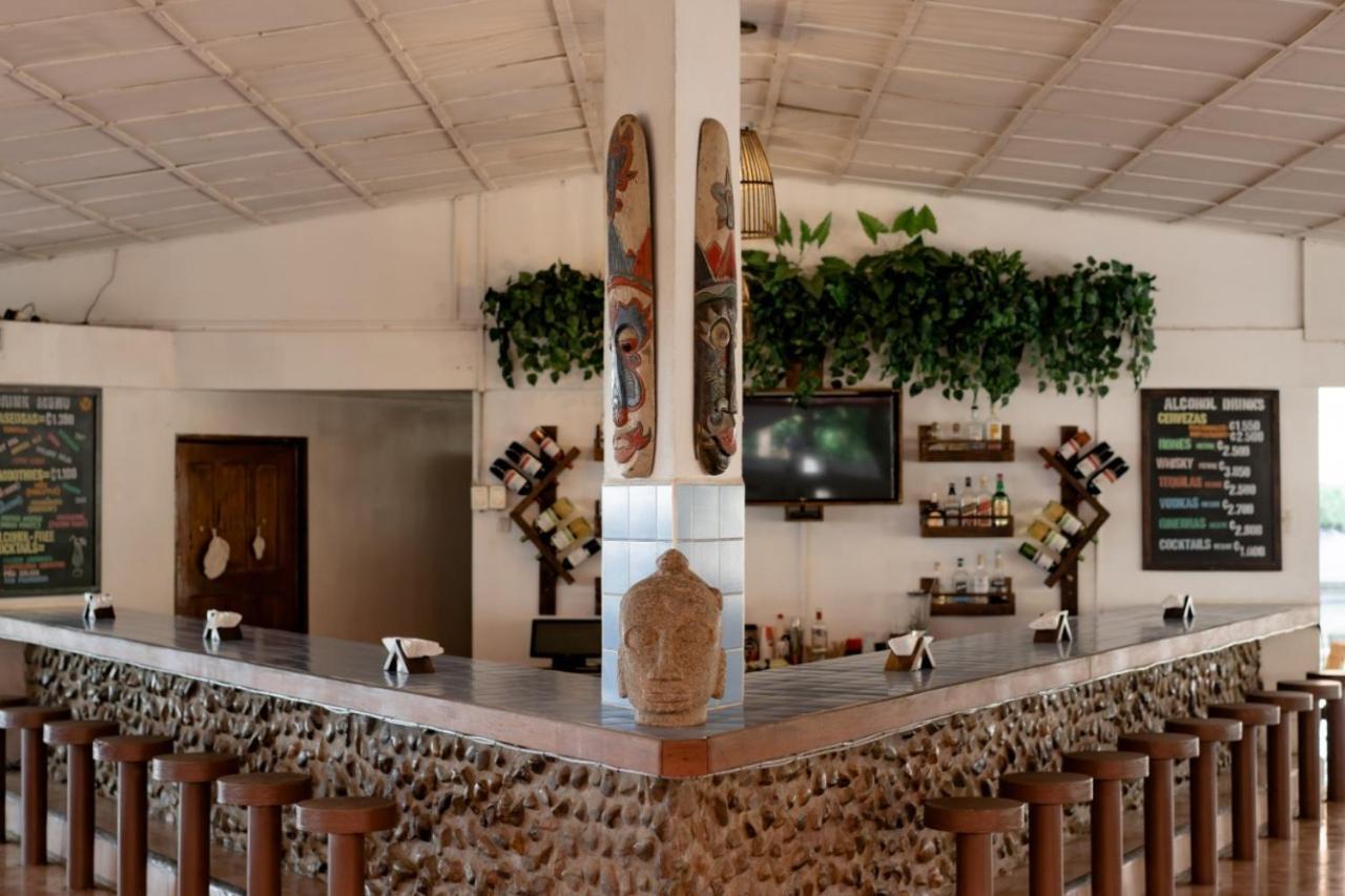 Hotel La Isla Parrita Extérieur photo